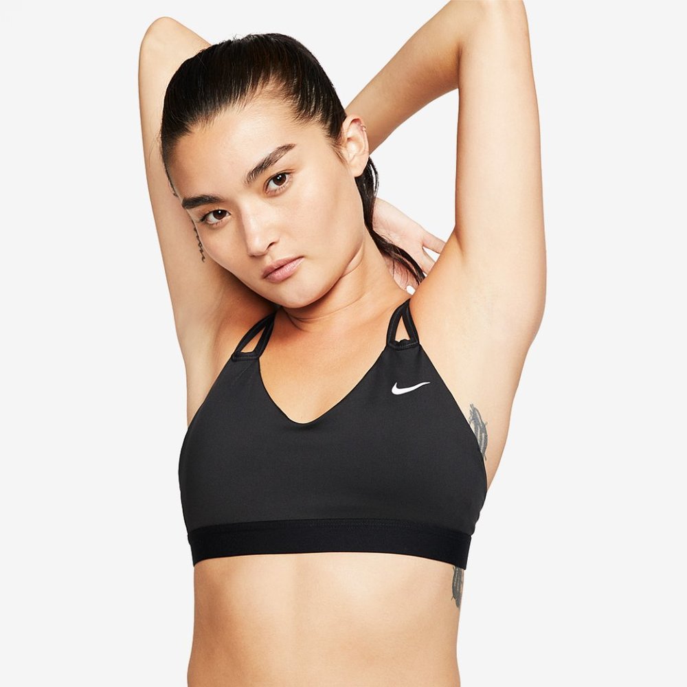 NWT  Nike Women's Yoga Light Support Sports Bra